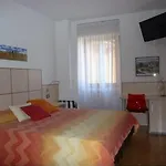 Hotel Aurora 2*