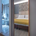 Hotel Aurora 2*
