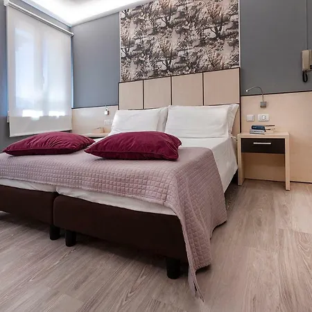 Otel Aurora