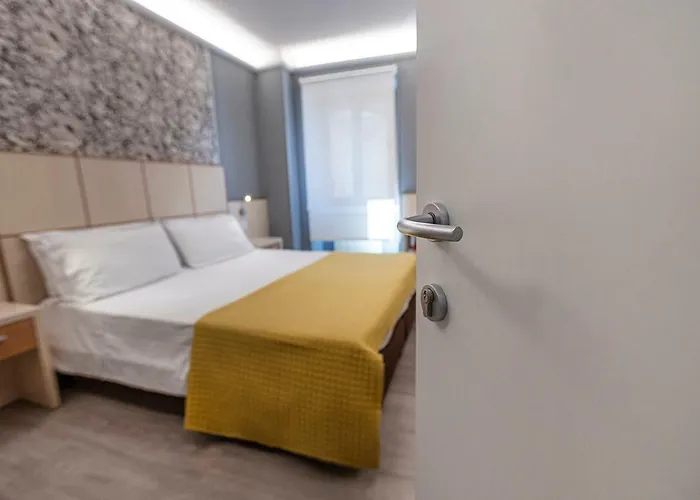 Aurora 2* מאלצ'סינה